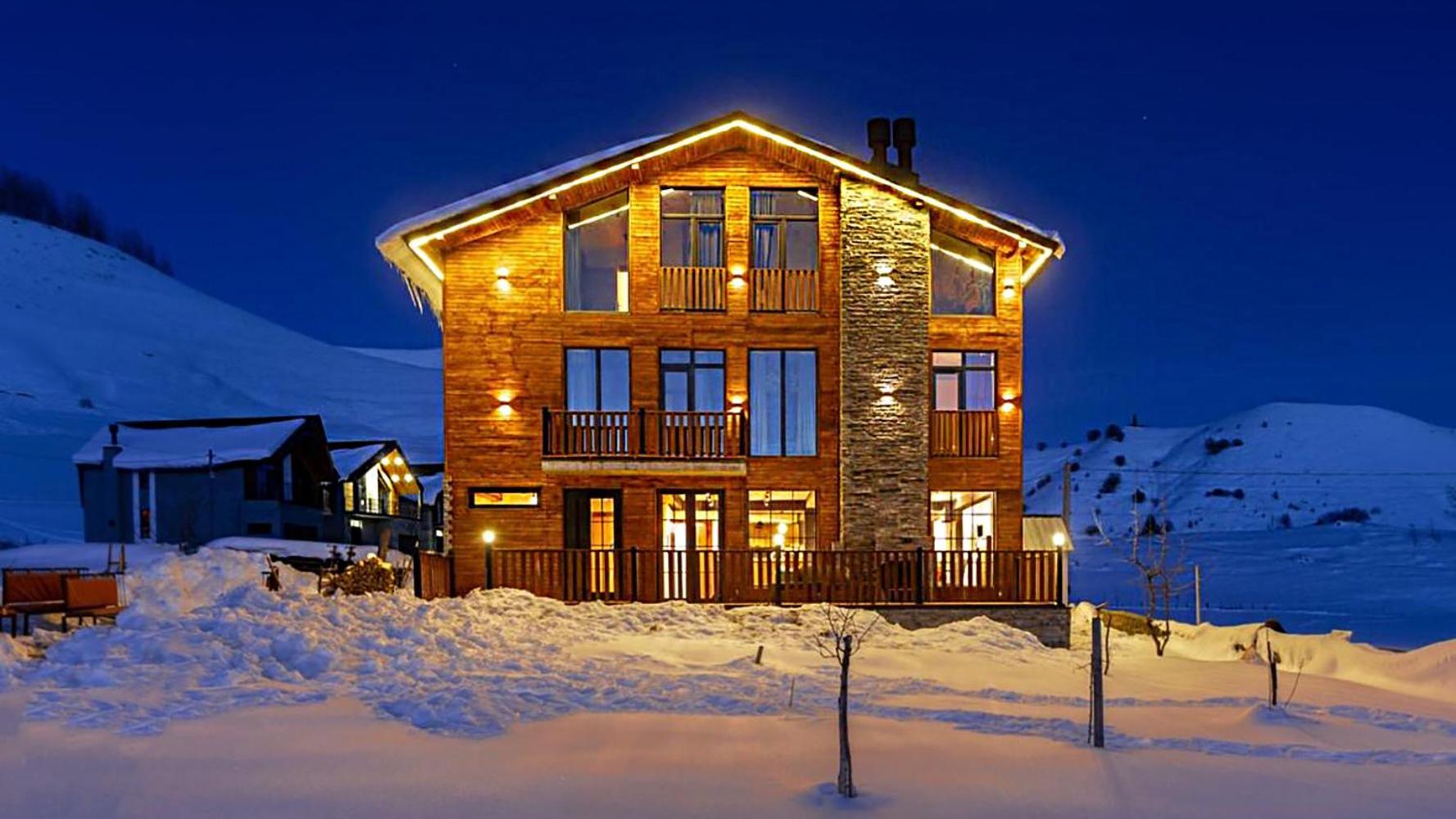Chalet In 구다우리 외부 사진